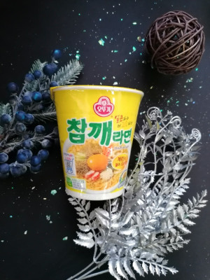 Лапша б/п "Sesame Ramen" со вкусом говядины 65г