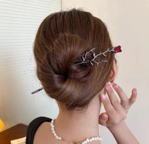 Шпилька красная роза bl440 shg28