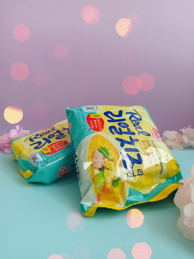 Лапша "Real Cheese Ramen" со вкусом сыра 135гр Лапша "Real Cheese Ramen" со вкусом сыра 135гр